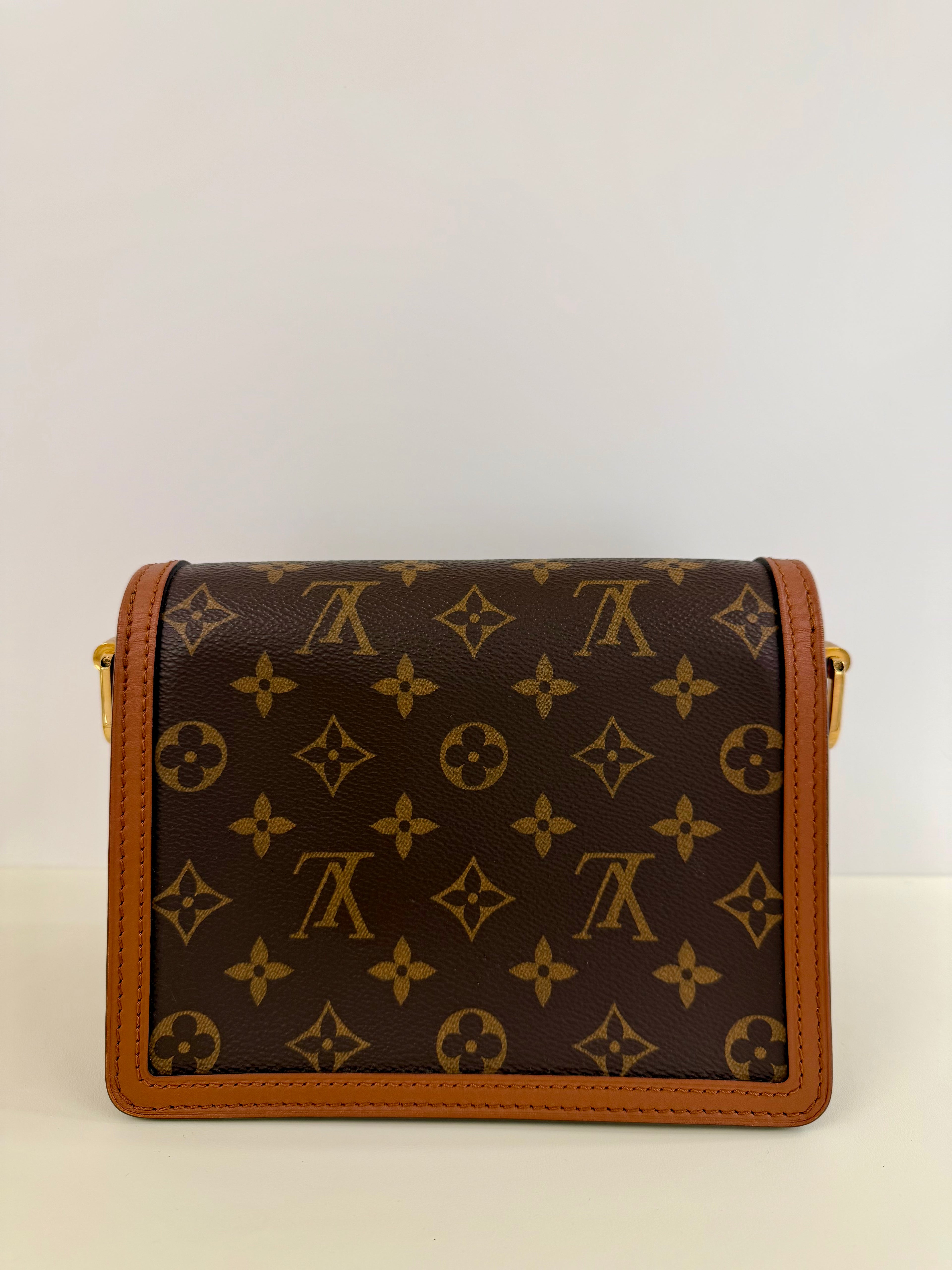 Louis Vuitton Dauphine mini