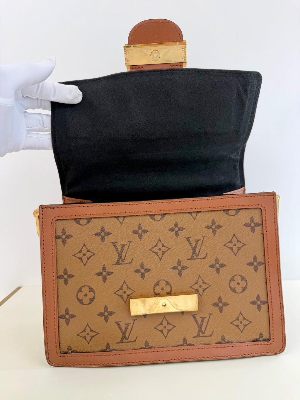 Louis Vuitton Dauphine MM