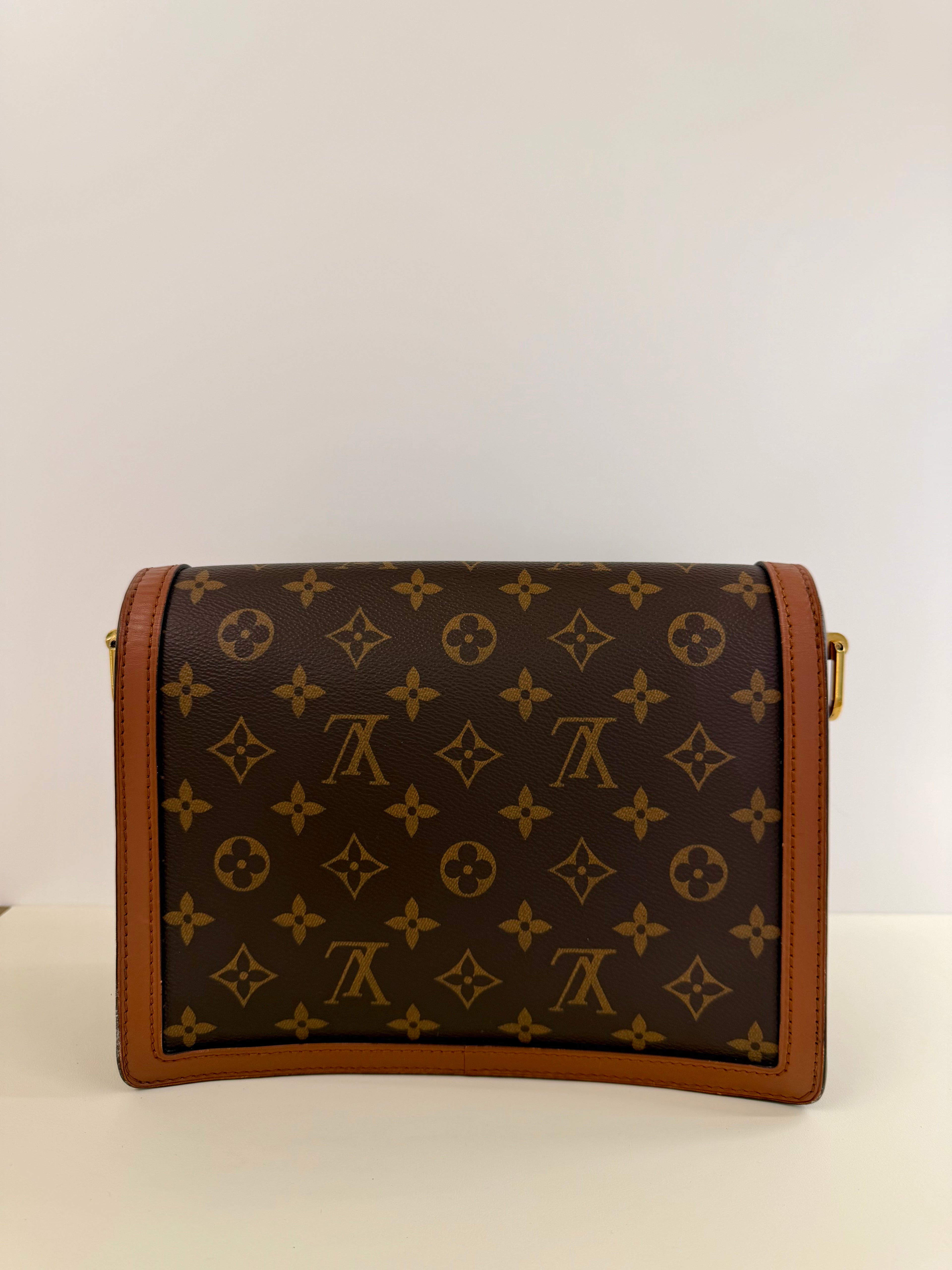 Louis Vuitton Dauphine MM