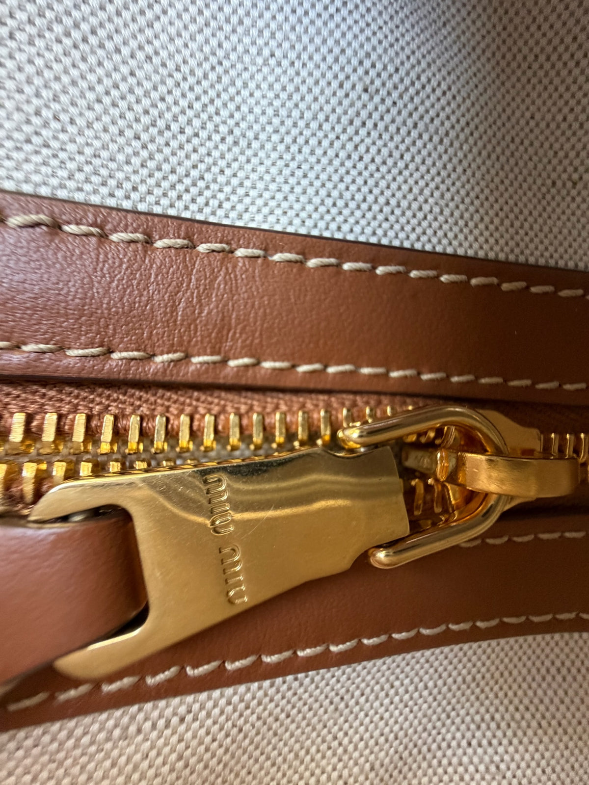 Miu Miu Ivy Leather Shopper