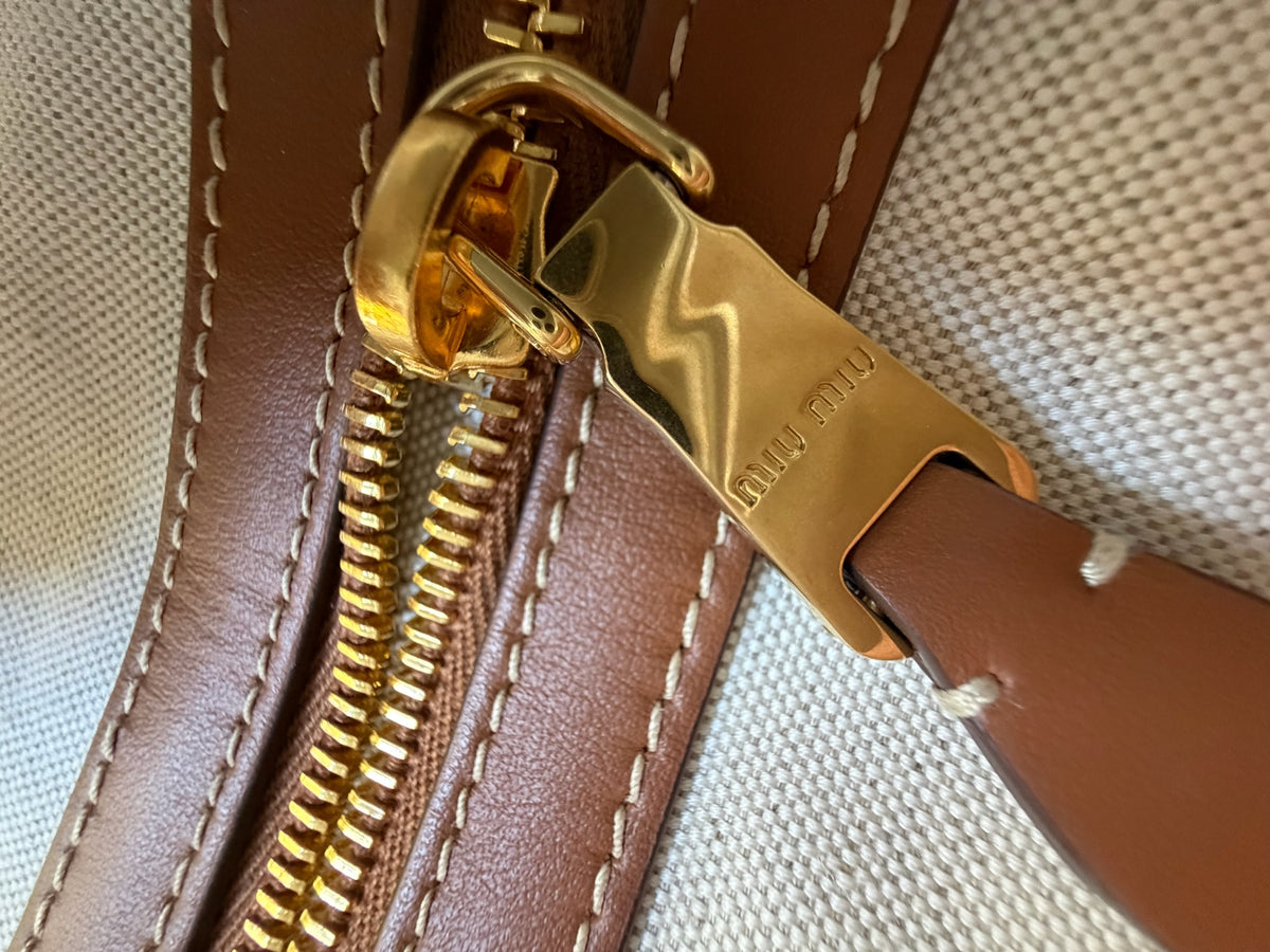 Miu Miu Ivy Leather Shopper