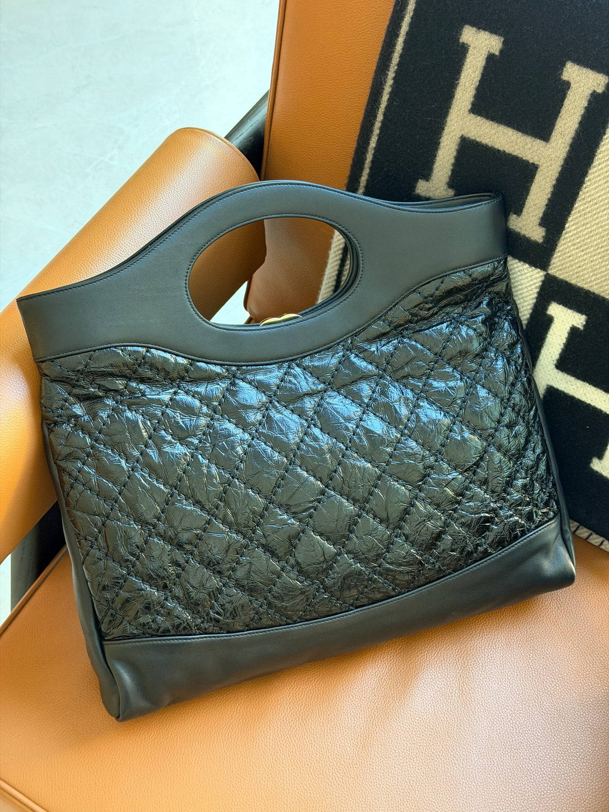 Chanel Crumpled Calfskin Quilted 31 Large Shopping Bag Black 18k