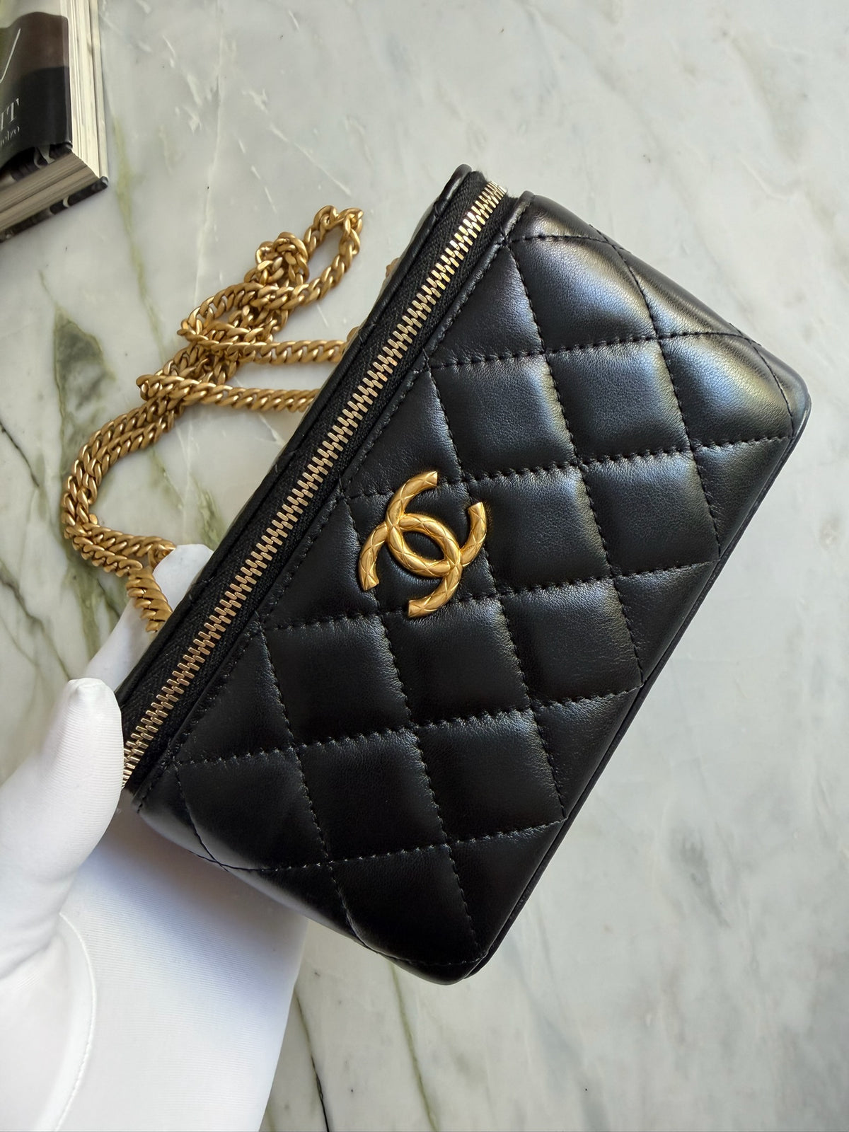 Chanel Vanity w/chain, black gold