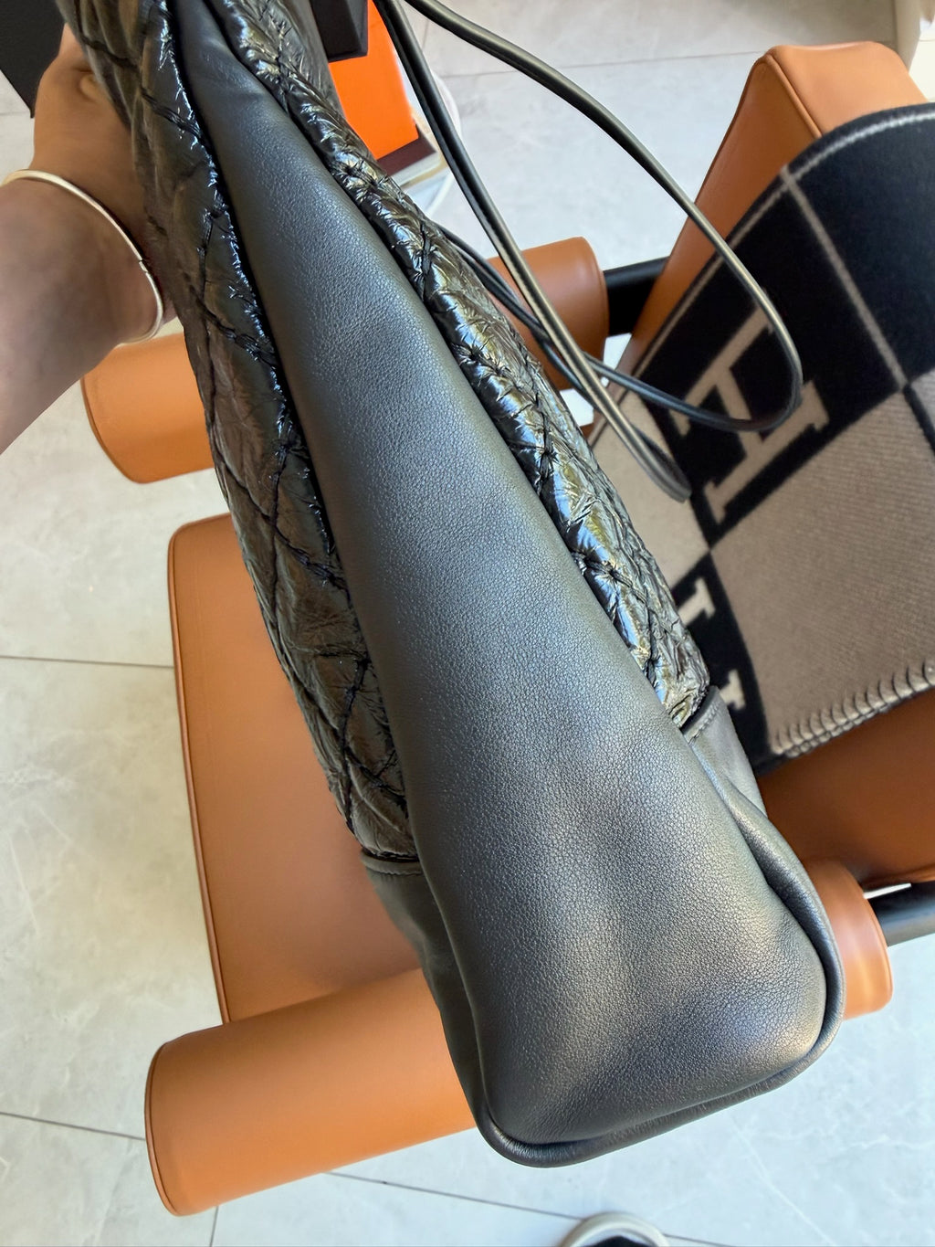 Chanel Crumpled Calfskin Quilted 31 Large Shopping Bag Black 18k